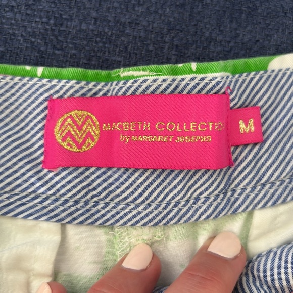 Macbeth Collection Green and White Shorts with Whale Print - Picture 3 of 6